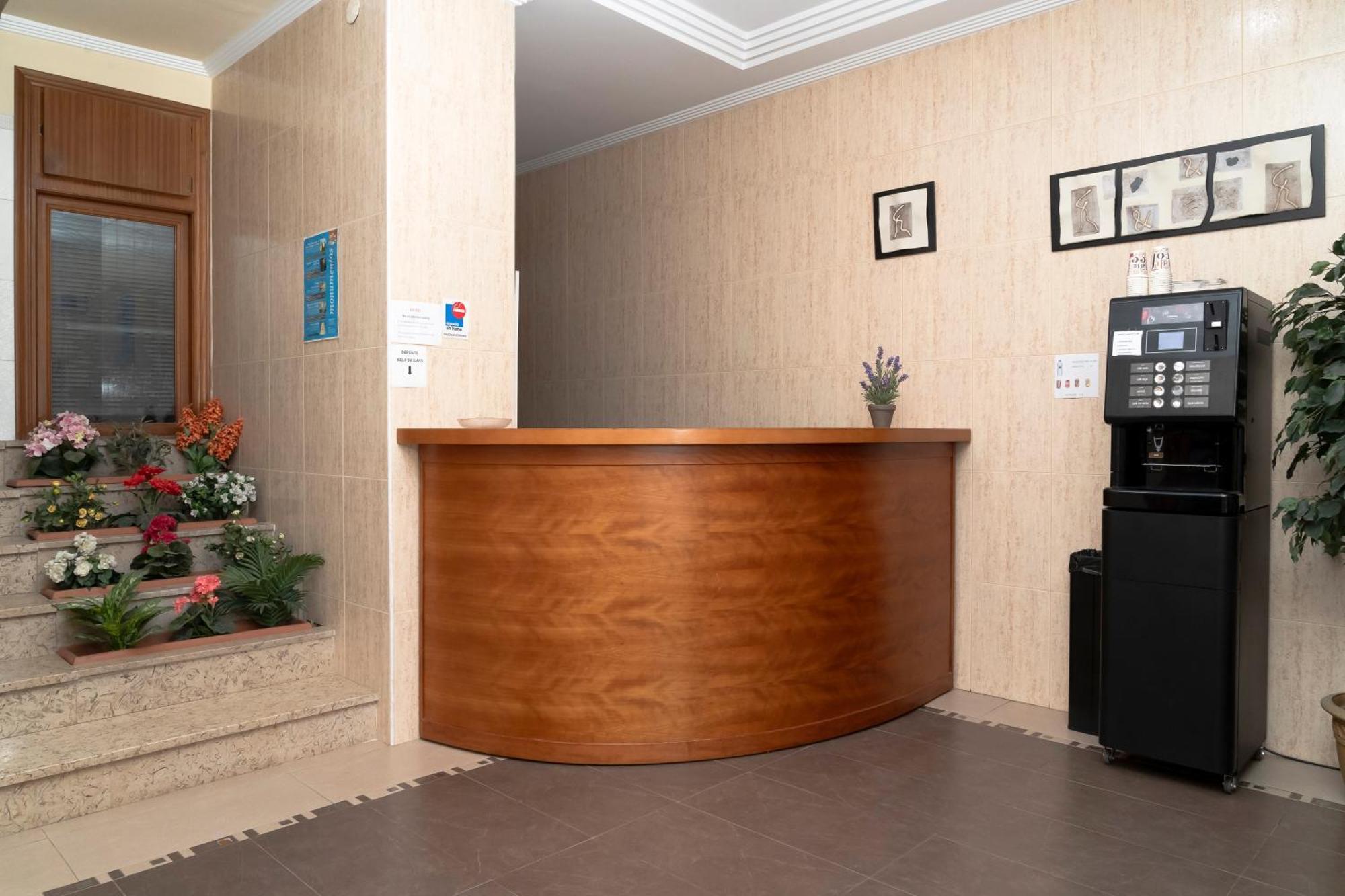 Hotel Borja El Puig  Bagian luar foto